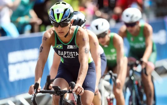 Triatleta Luisa Baptista permanece em estado grave após acidente