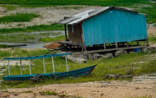  Bacia Amazônica registra menores volumes de chuva em mais de 40 anos 