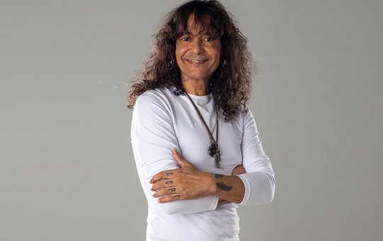 Luiz Caldas fará show especial de aniversário na Concha Acústica do TCA