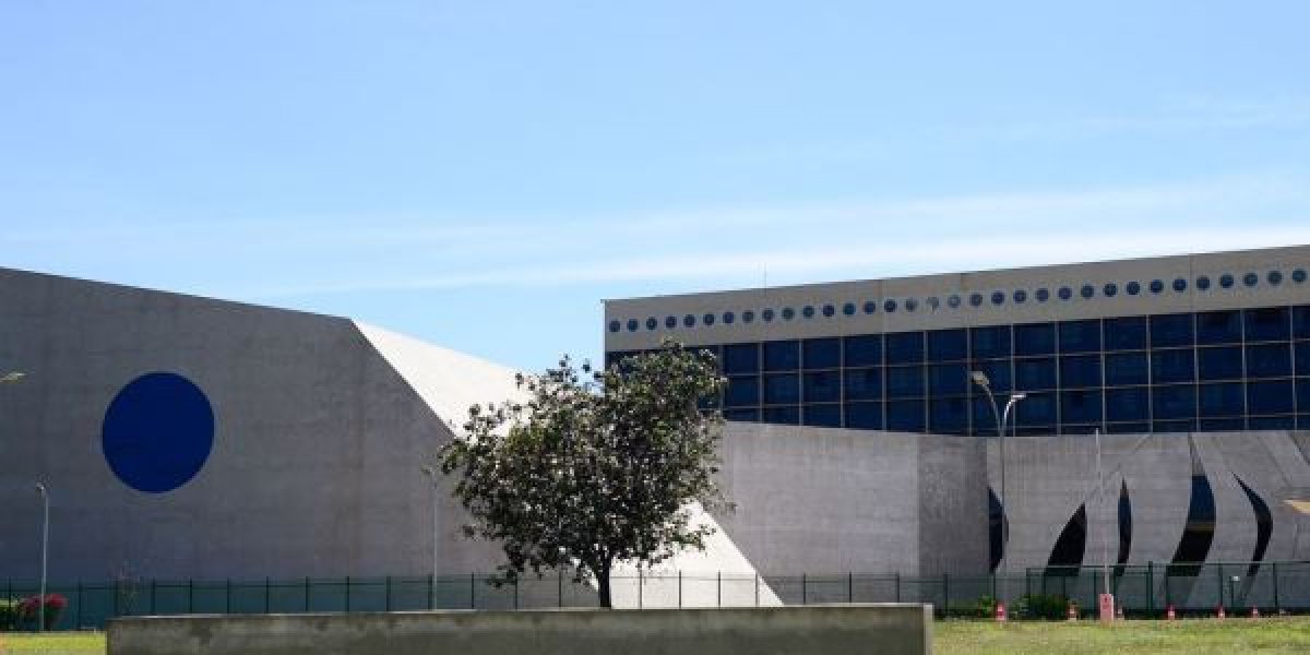 STJ recebeu cerca de 458 mil processos em 2023, diz coluna