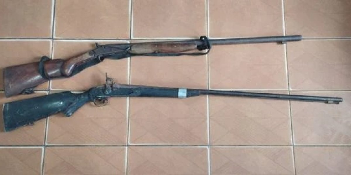 Duas espingardas foram apreendidas durante operação em Lençóis