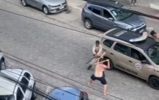 Homem que agrediu PMs em Itapetinga é suspeito de matar a própria tia a pauladas