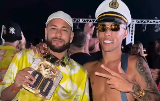 Influencer que deu cordão milionário para Neymar recebeu auxílio emergencial