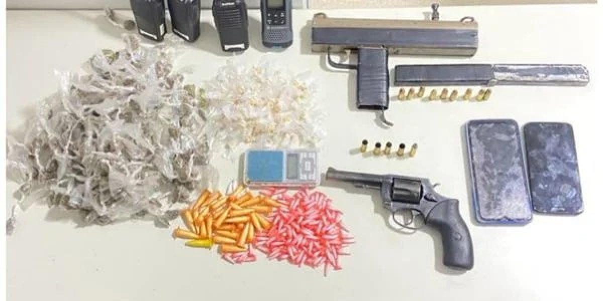 Duas pessoas morrem em confronto com policiais na Boca do Rio