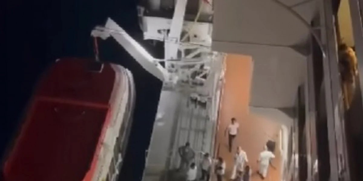 Homem se joga no mar durante cruzeiro e show de Alexandre Pires é cancelado