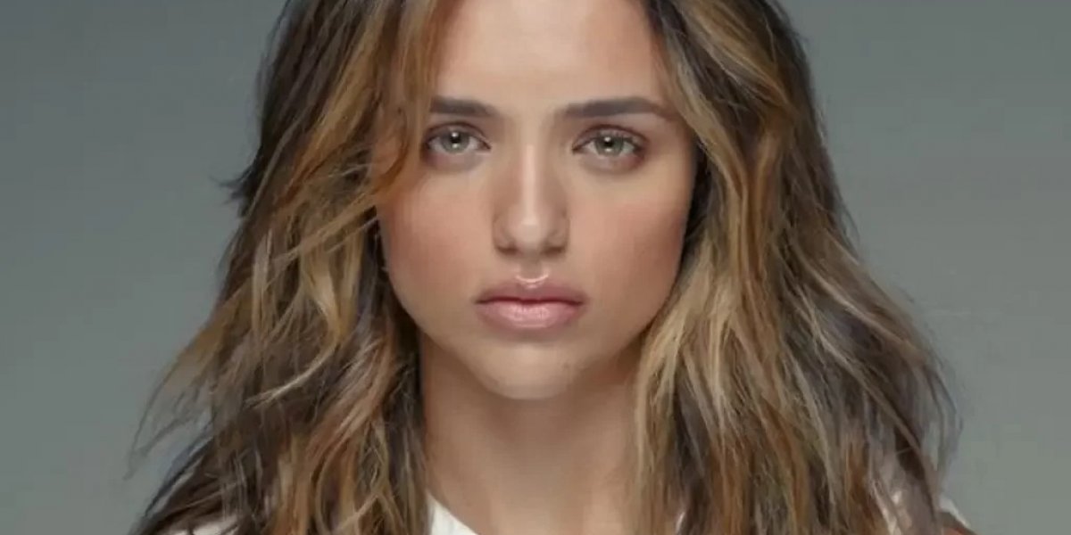 Hacker invade Instagram de Rafa Kalimann e vaza foto íntima da apresentadora