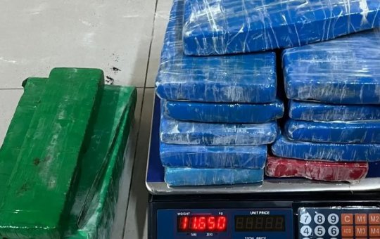 Passageira é presa com 15kg de drogas em Eunápolis