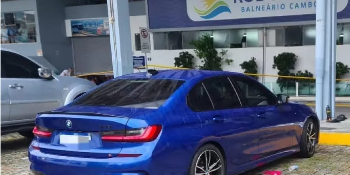 Quatro pessoas morrem dentro de BMW em Santa Catarina