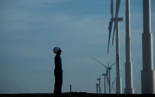 Geração de energia brasileira aumentou 10,3 mil MW em 2023