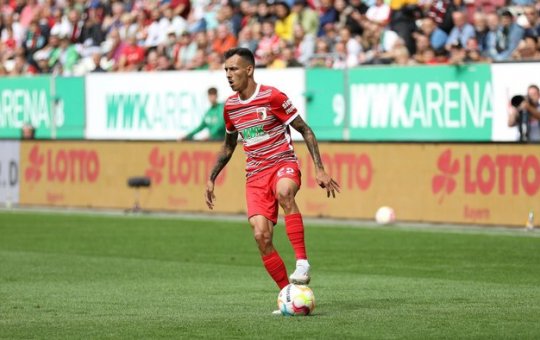 Bahia encaminha contratação de lateral que atua no futebol alemão