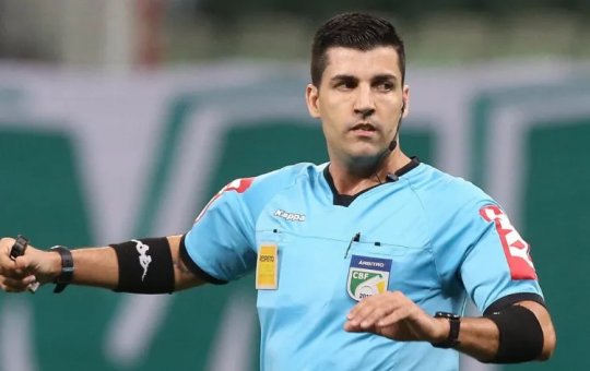 Árbitro baiano passa a ocupar quadro de arbitragem da Fifa
