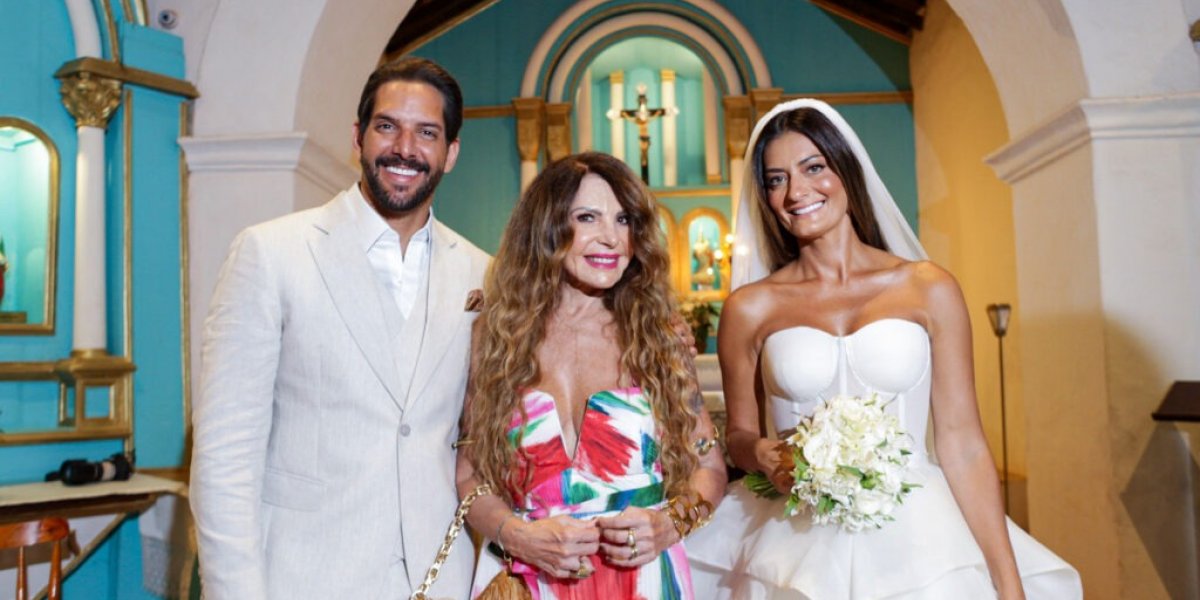 Felipe Pezzoni, vocalista da Banda Eva, se casa em Trancoso