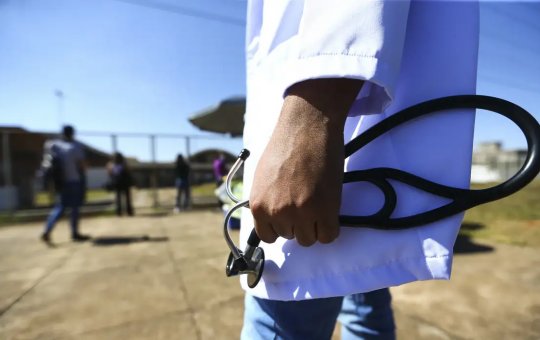 Cidades do Norte e Nordeste com falta de médicos terão R$ 20 milhões