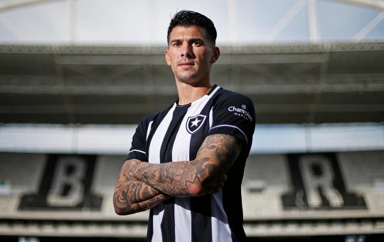 Bahia fica próximo de acerto com zagueiro do Botafogo