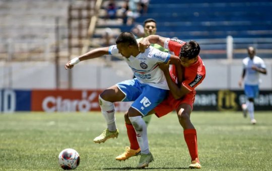 Bahia fica só no empate e é eliminado da Copinha