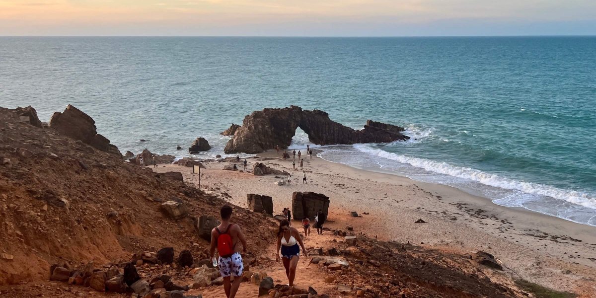 Veja praias que estão impróprias para banho neste final de semana