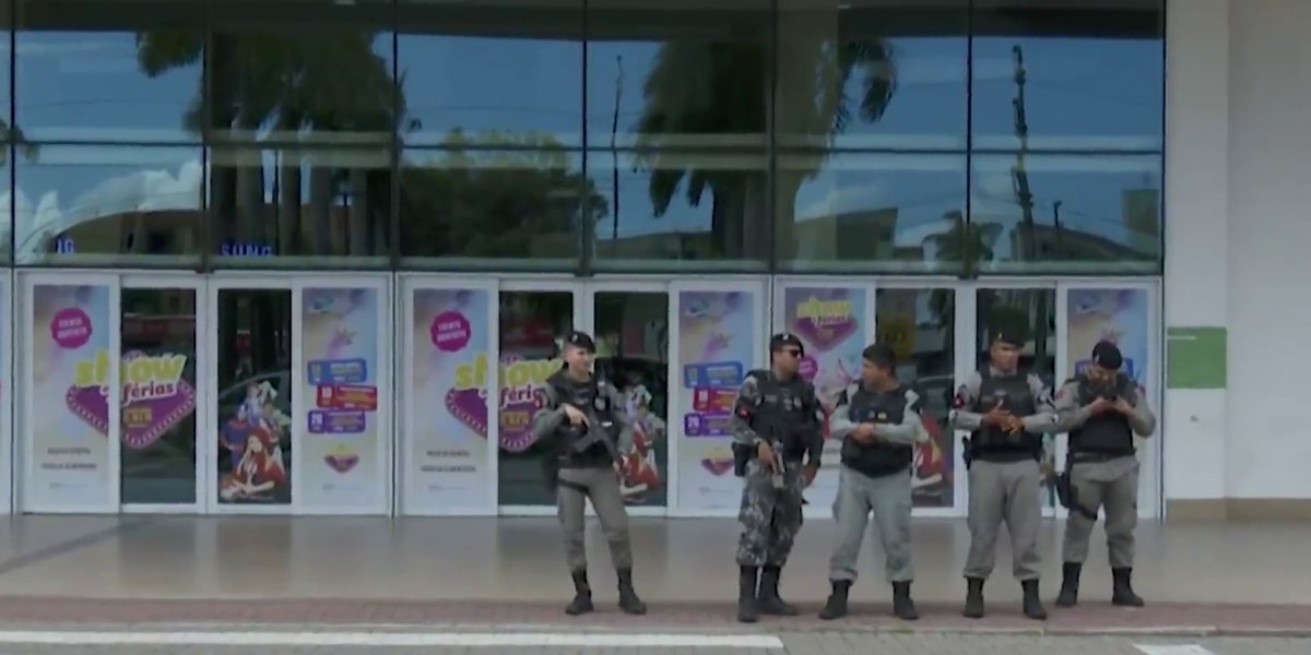 Homem é preso após fazer reféns e matar funcionária em shopping na PB