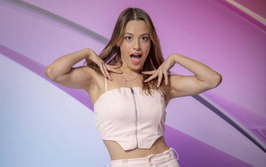 BBB24: Beatriz é o primeiro membro do pipoca a chegar a 1 milhão de seguidores