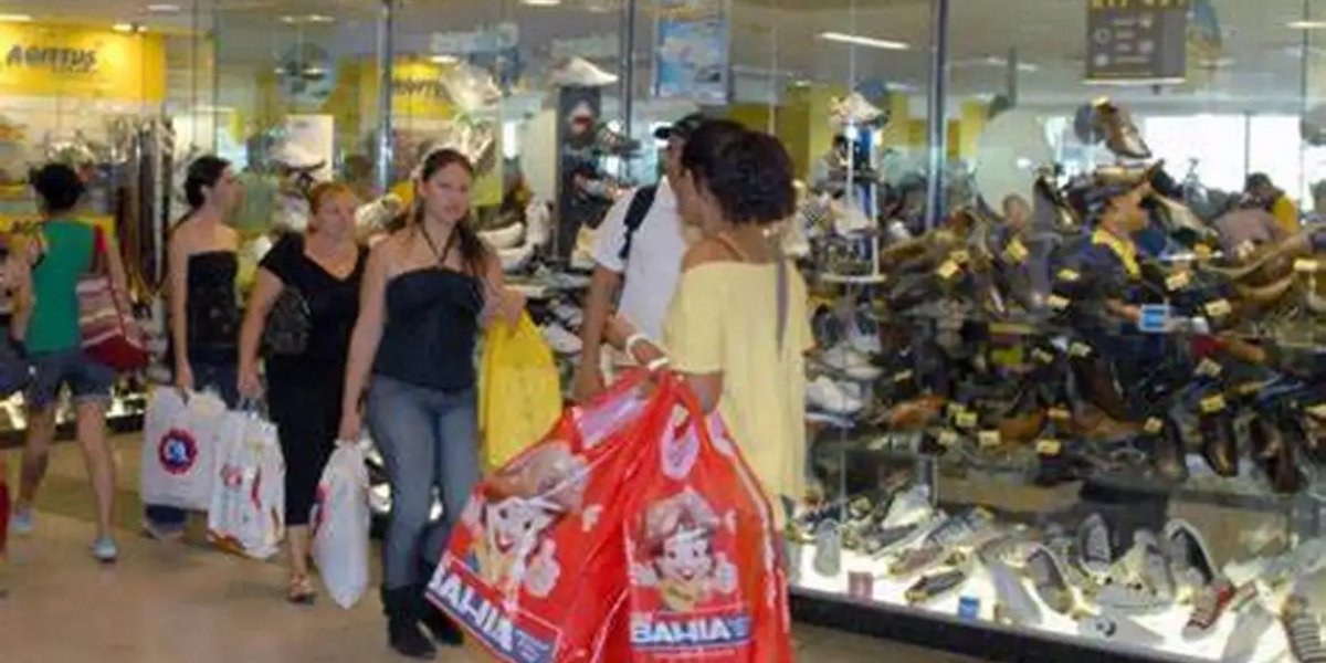 Vendas no varejo variam 0,1% em novembro e têm 2º mês de estabilidade