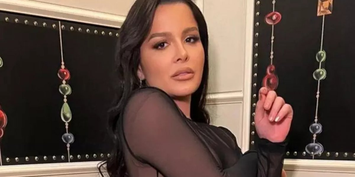 Cantora Maraisa sofre acidente e é socorrida para hospital em Maceió