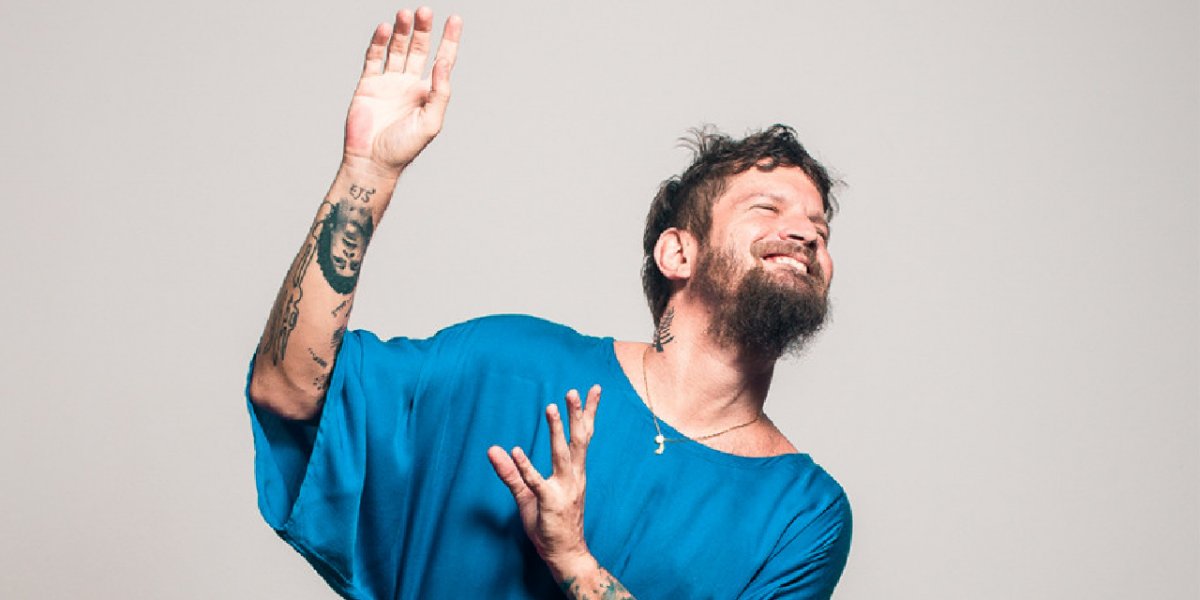 Saulo fará show especial em prol do Martagão Gesteira na Concha Acústica