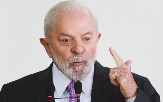  Lei para criação de bolsa para moradores de rua é aprovada pelo presidente Lula