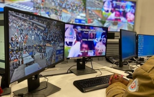 Foragidos flagrados pelo Reconhecimento Facial são presos pela PM