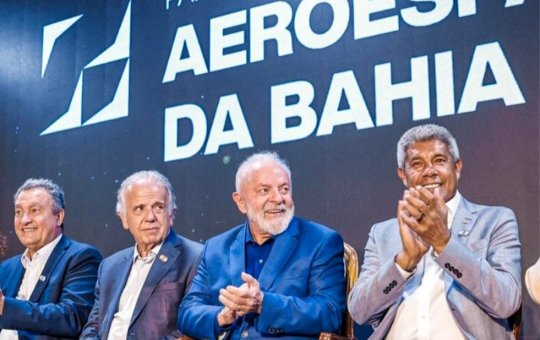Lula assina acordo de criação do Parque Tecnológico Aeroespacial em Salvador