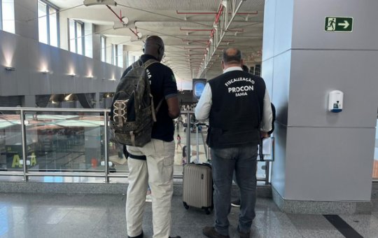 Procon-BA realiza fiscalização no Aeroporto de Salvador durante ação nacional