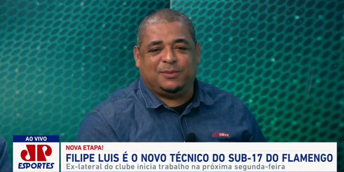 Vampeta recomenda motel de Salvador para atacante do Vitória