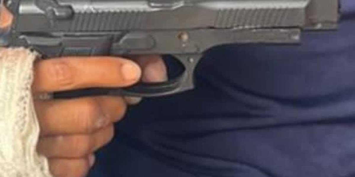 Dois homens são presos em flagrante durante tentativa de extorsão à comerciantes