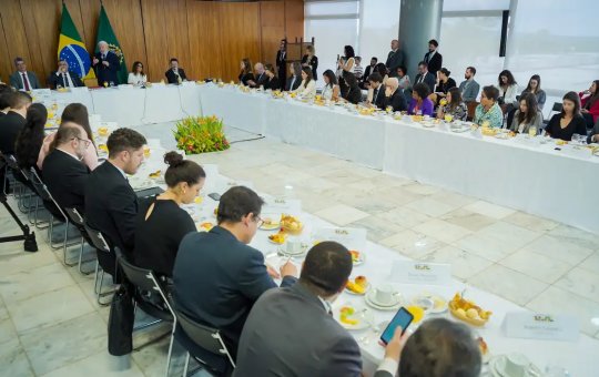 Casos de violência contra jornalistas têm queda de 51% em 2023