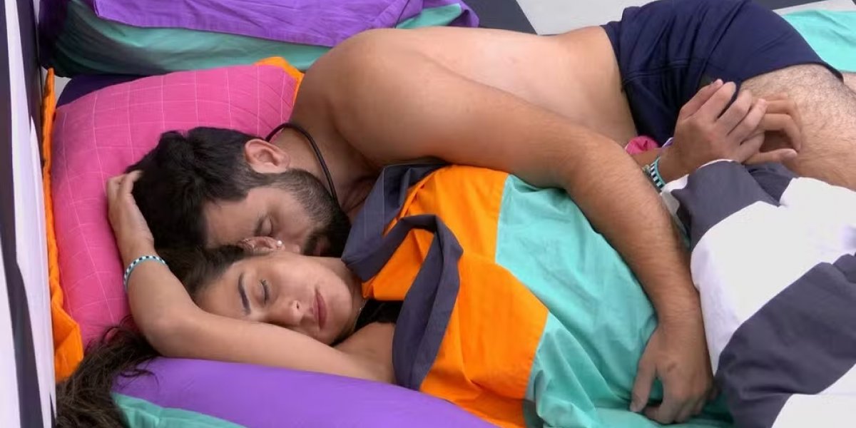 Novo casal na casa? Matteus e Deniziane dormem de conchinha no quarto do Líder