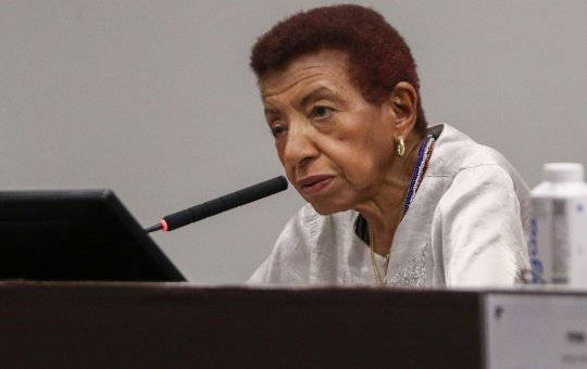 Leci Brandão está internada em SP por problema vascular