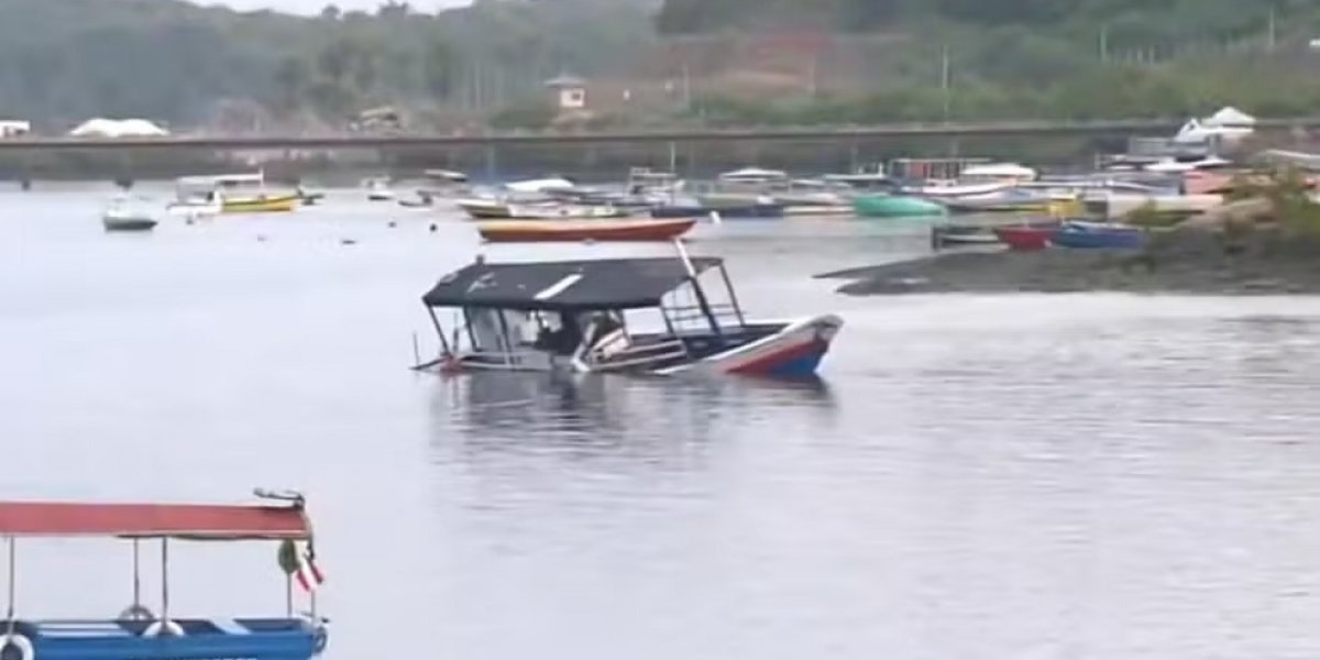 Piloto de embarcação que naufragou em Madre de Deus é identificado pela polícia