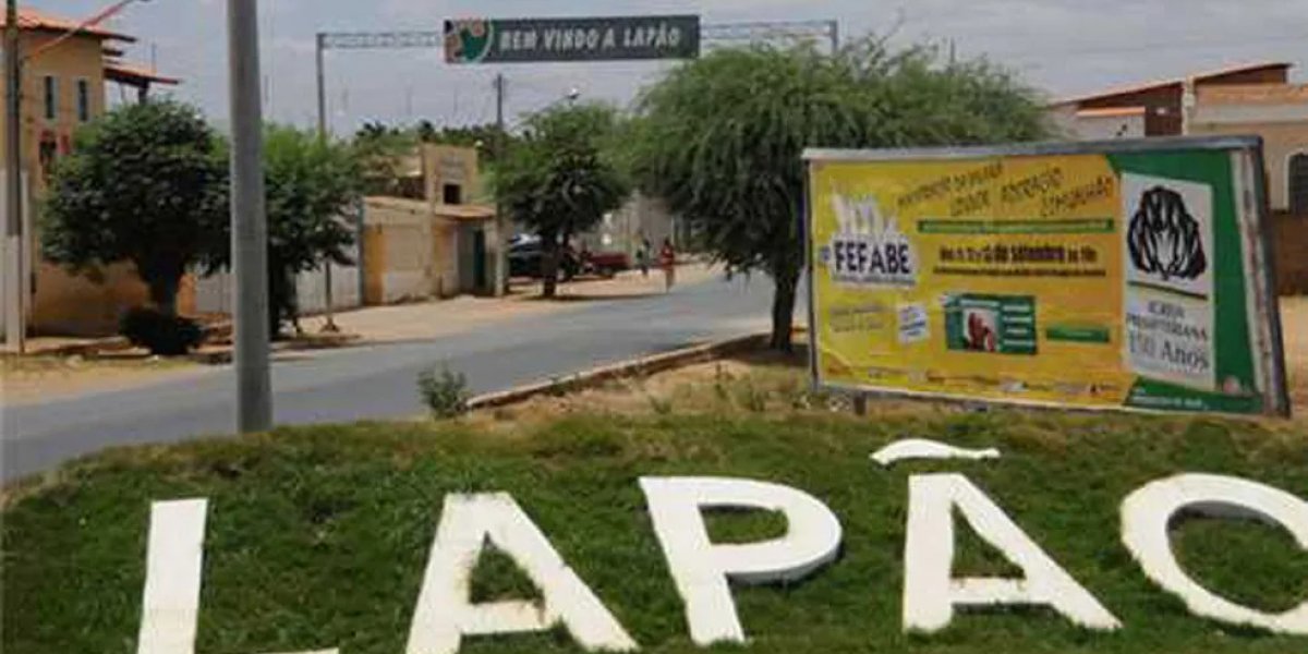 Criança morre após carro se chocar em motocicleta que ela pilotava