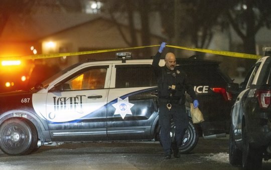 Oito corpos são encontrados em três casas no estado de Illinois, nos EUA