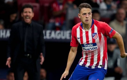 Bahia negocia com Santiago Arias, ex-Atlético de Madrid