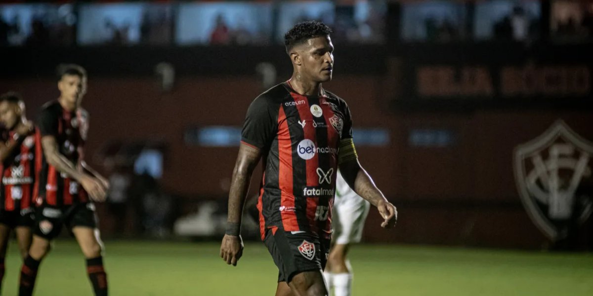 Rodrigo Andrade se lesiona e está fora da partida contra o Barcelona de Ilhéus