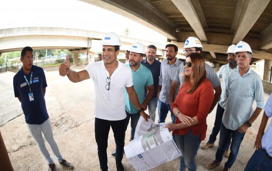 Obras nos canteiros centrais do BRT são vistoriadas pela Prefeitura de Salvador