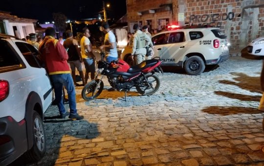Troca de tiros em Senhor do Bonfim deixa dois mortos e um policial civil ferido