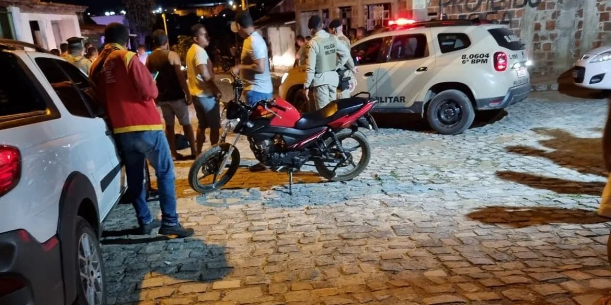 Troca de tiros em Senhor do Bonfim deixa dois mortos e um policial civil ferido