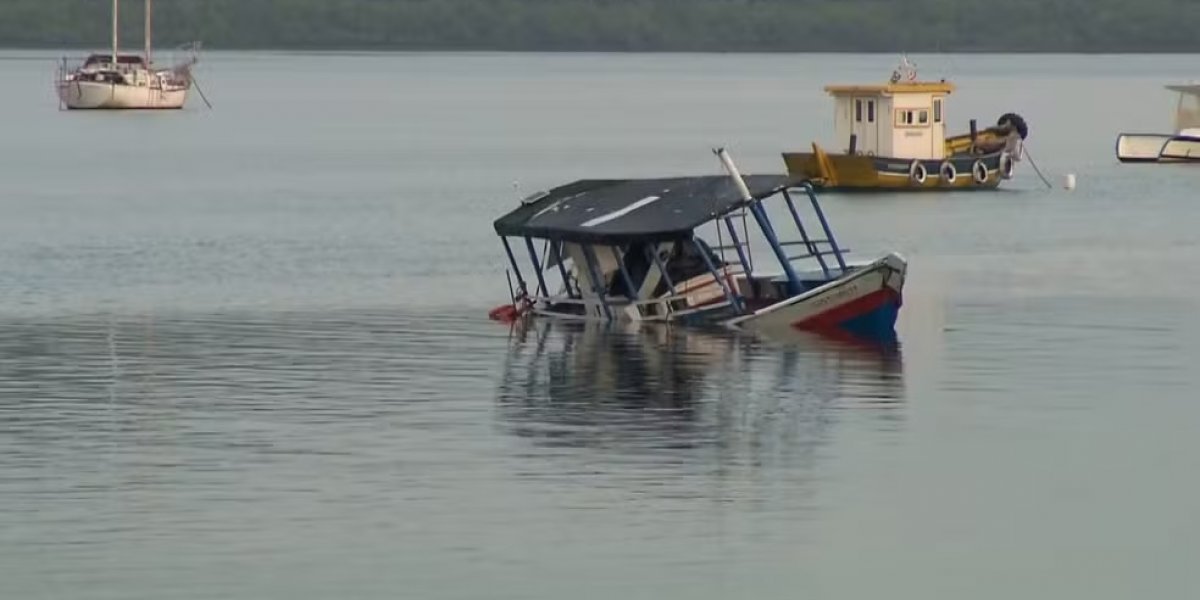 Justiça nega pedido de prisão a piloto de barco que naufragou em Madre de Deus