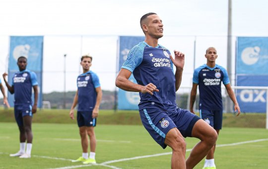 Bahia encerra preparação para duelo contra o Bahia de Feira