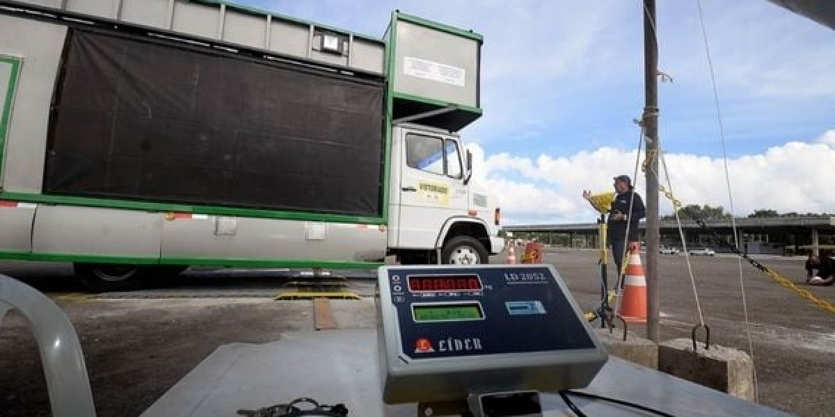 Trios elétricos serão vistoriados para o Carnaval de Salvador nesta segunda (29)