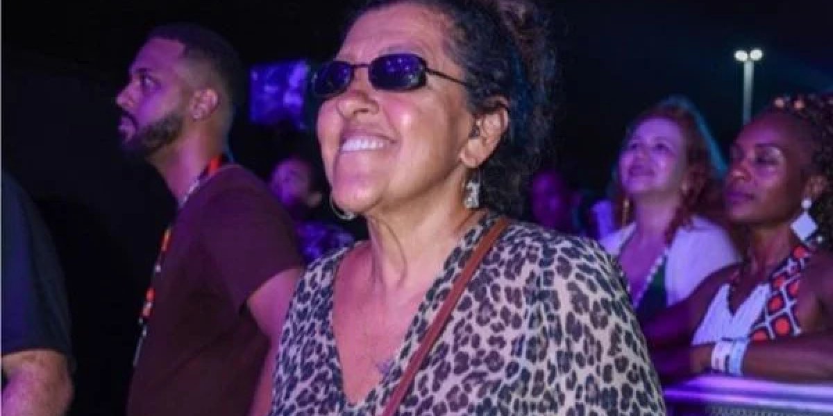 “Dá vontade de ficar aqui pra sempre”, brinca Regina Casé sobre temporada na BA