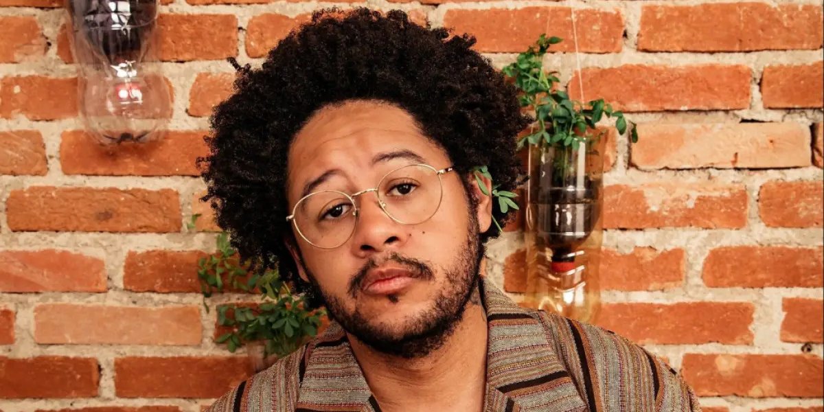 Salvador recebe show da turnê de despedida de Emicida