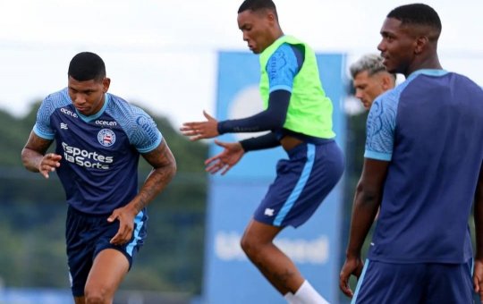 Bahia enfrenta o Barcelona de Ilhéus em busca da liderança