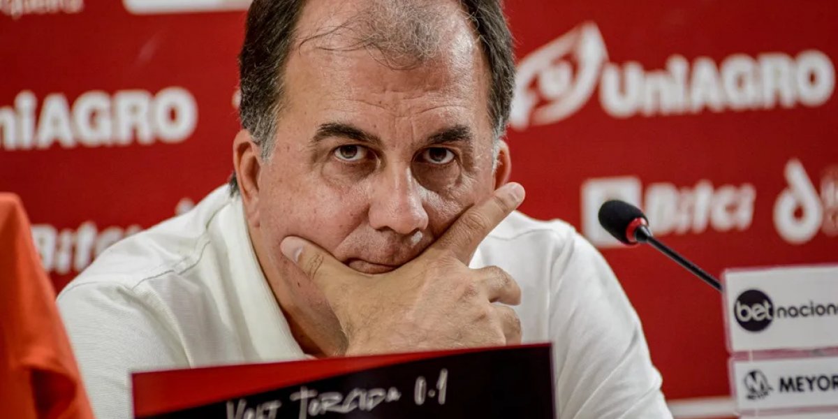 Vitória faz representação na FBF após erros de arbitragem em revés para o Jequié