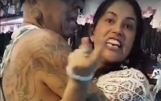 Acusada de racismo religioso afirma usar remédios controlados